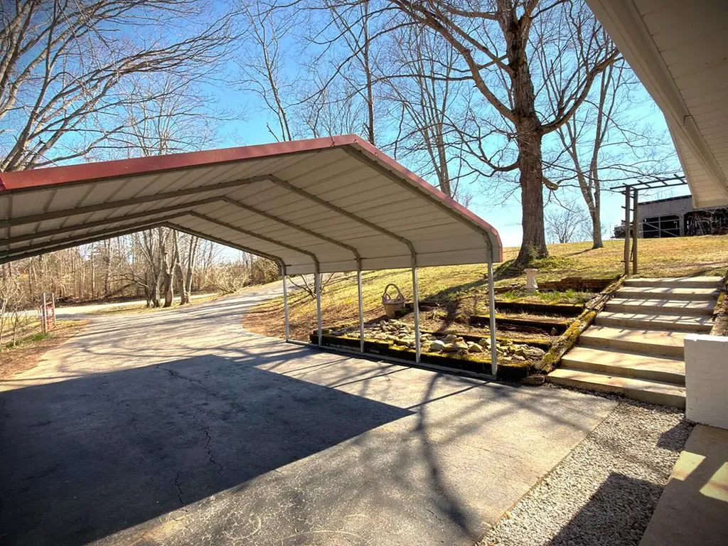 1152 Dogwalk Road Monroe TN 38573