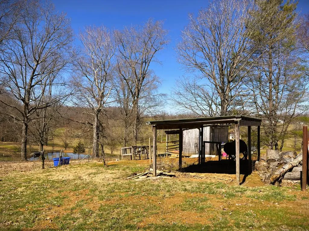 1152 Dogwalk Road Monroe TN 38573