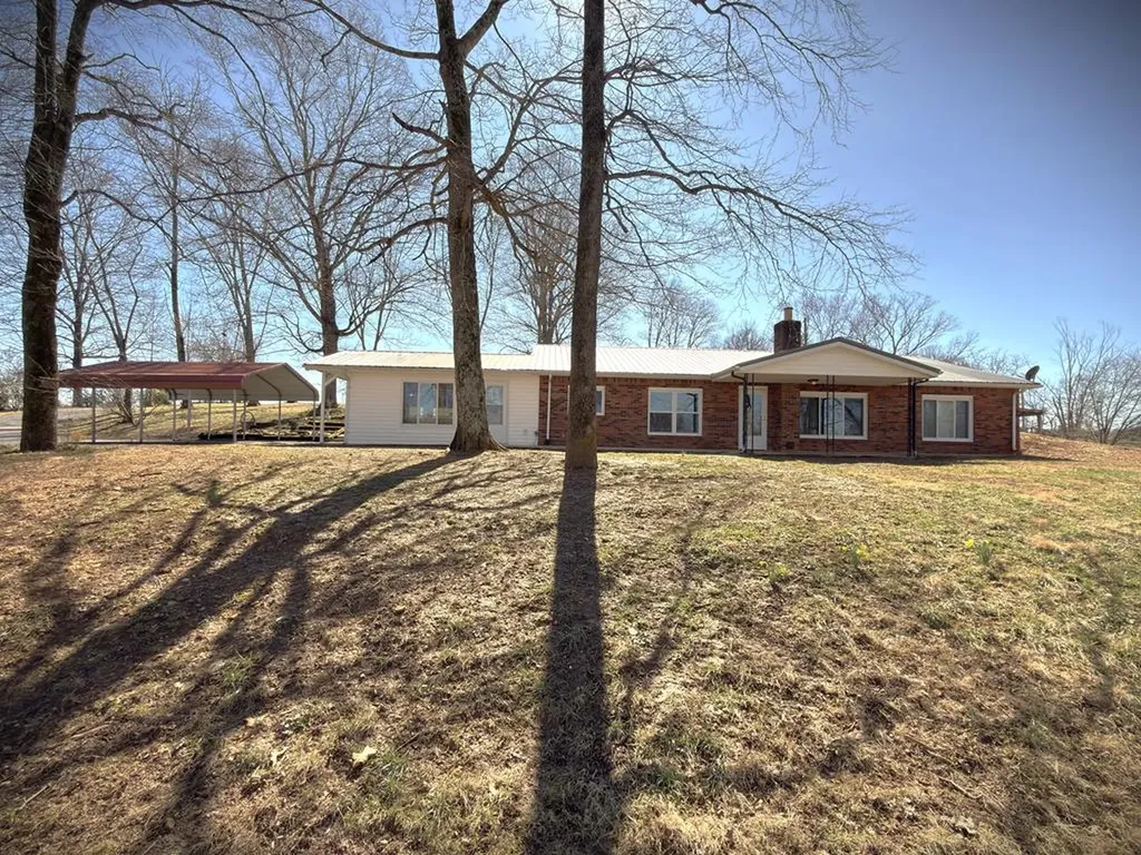 1152 Dogwalk Road Monroe TN 38573