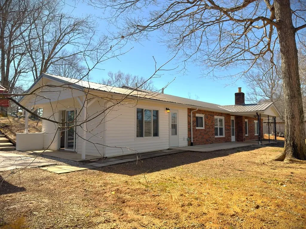 1152 Dogwalk Road Monroe TN 38573