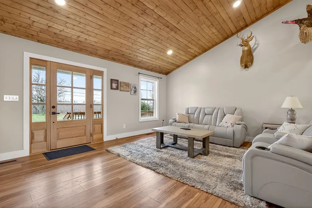 1667 Old Bon Air Road Sparta TN 38583