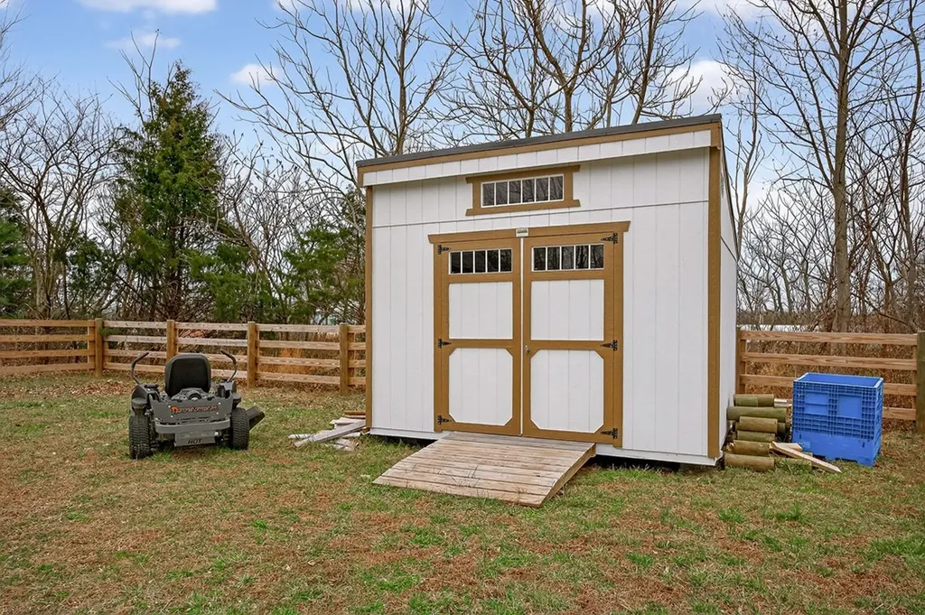 1667 Old Bon Air Road Sparta TN 38583