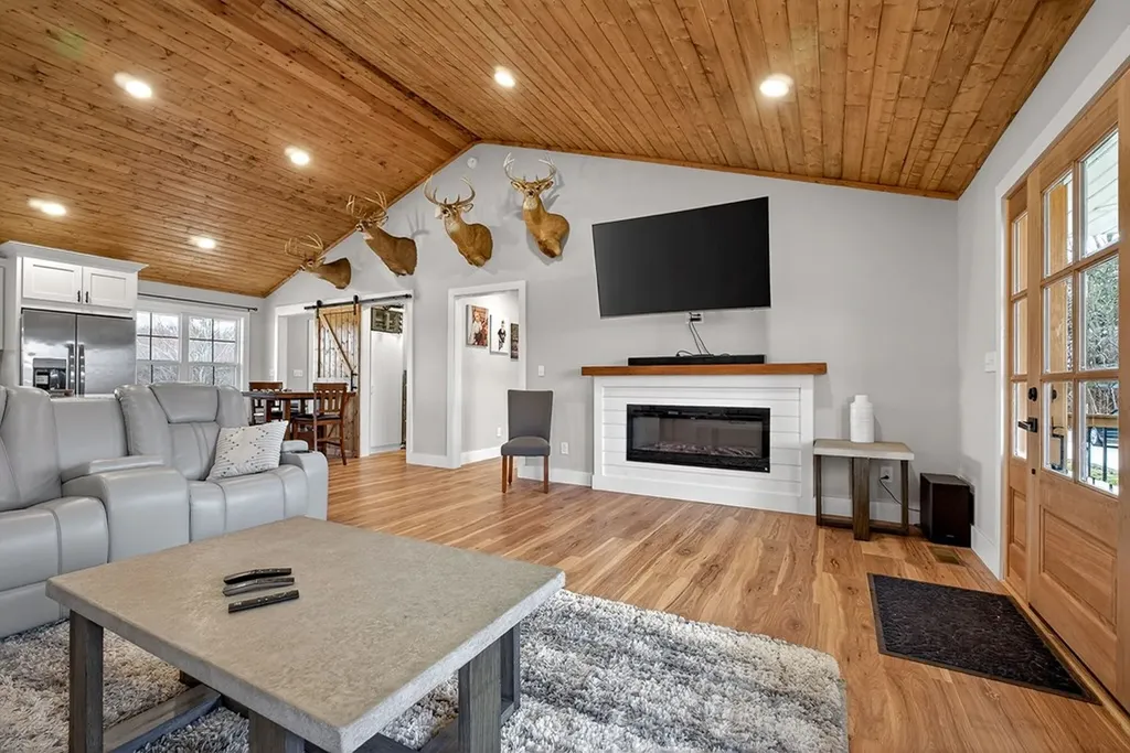 1667 Old Bon Air Road Sparta TN 38583