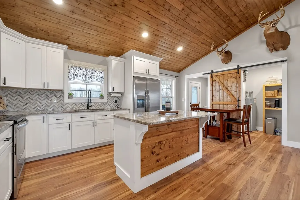 1667 Old Bon Air Road Sparta TN 38583