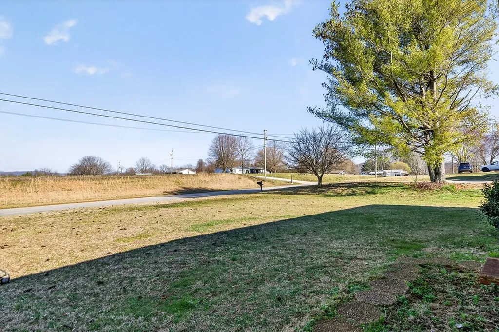 2015 Old Cookeville Sparta TN 38583