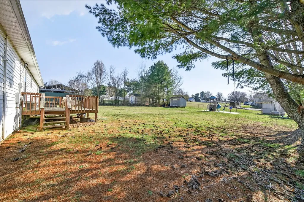 2015 Old Cookeville Sparta TN 38583