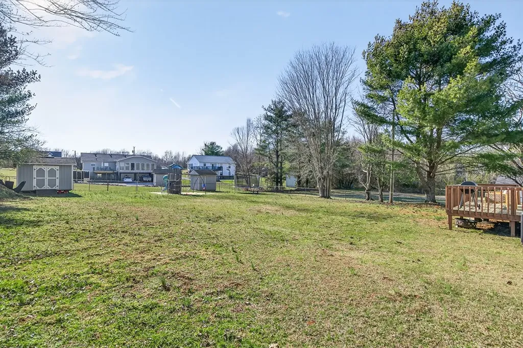 2015 Old Cookeville Sparta TN 38583