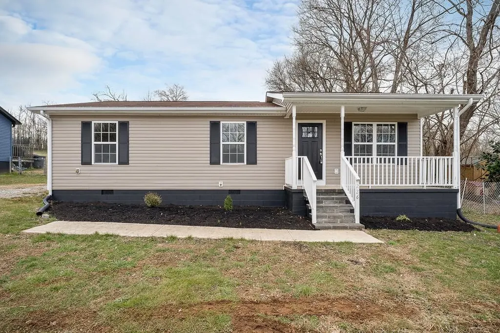 226 Smith Street Mcminnville TN 37110