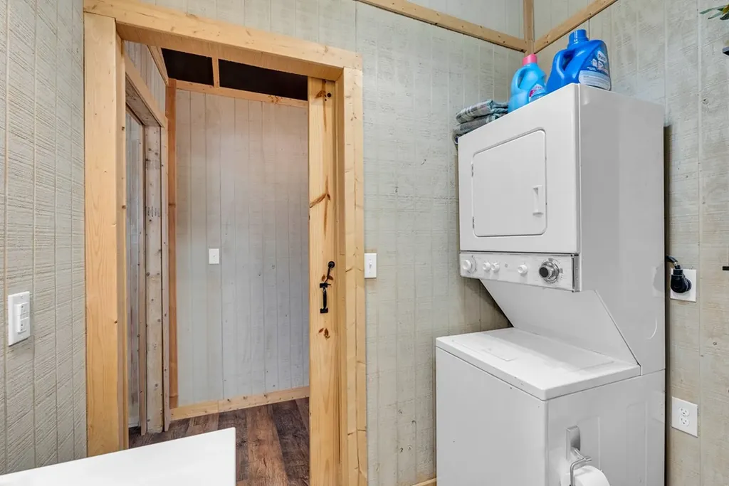 1742 Walter Stone Road Sparta TN 38583