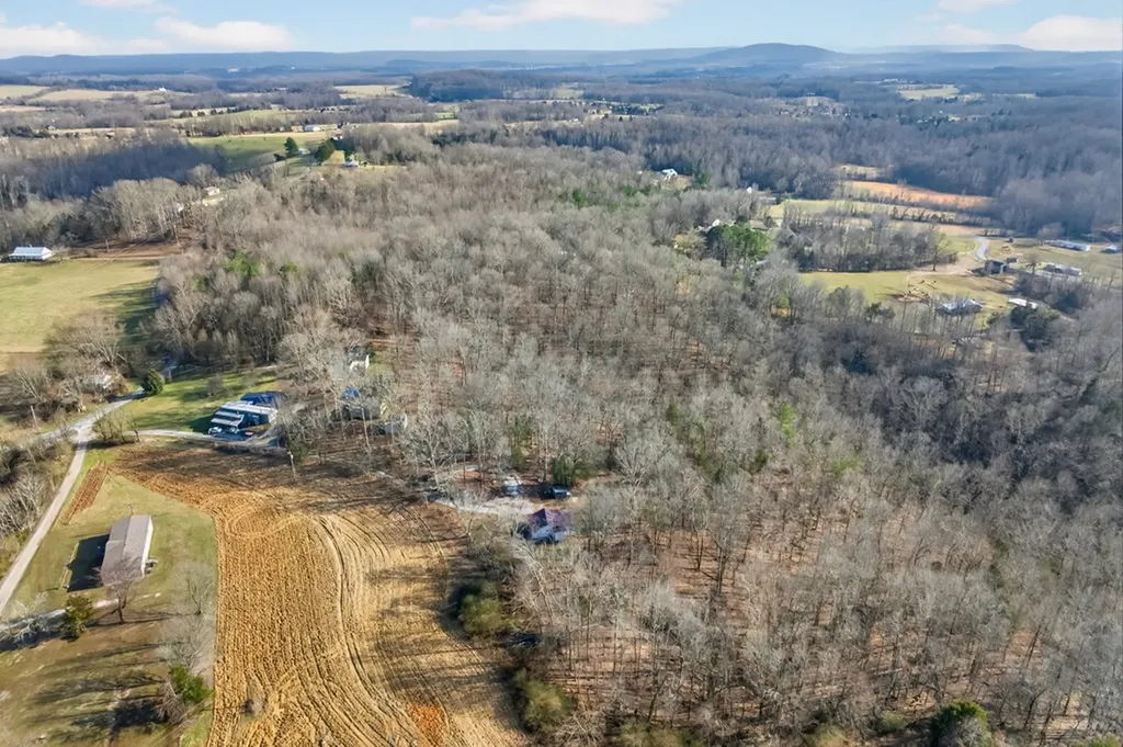 9024 Barnes Ridge Road Monroe TN 38573