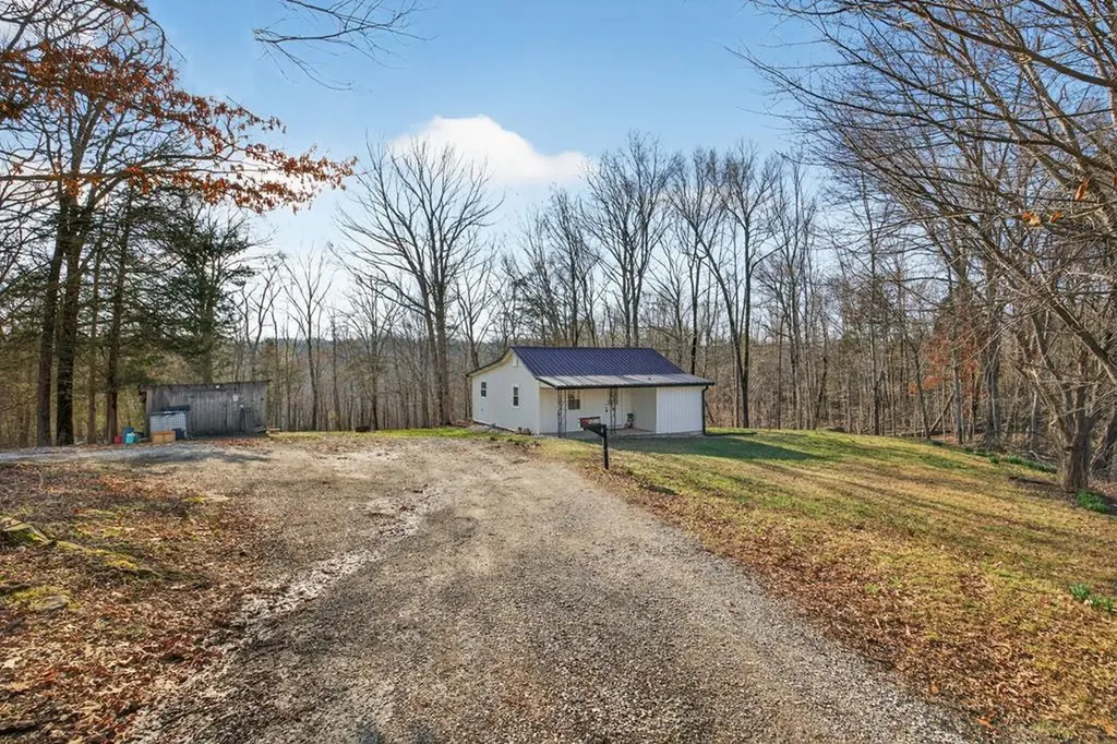 9024 Barnes Ridge Road Monroe TN 38573