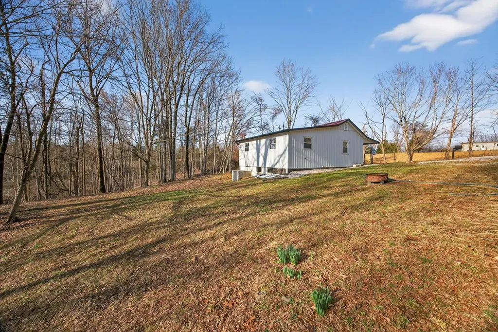 9024 Barnes Ridge Road Monroe TN 38573