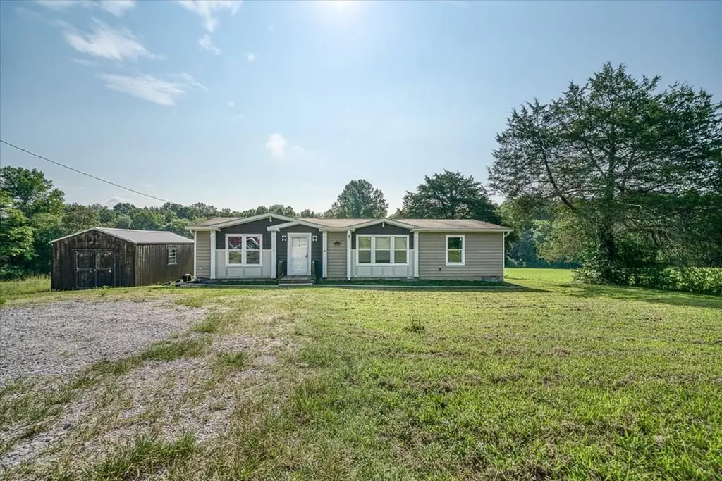 330 Griffintown Sparta TN 38583