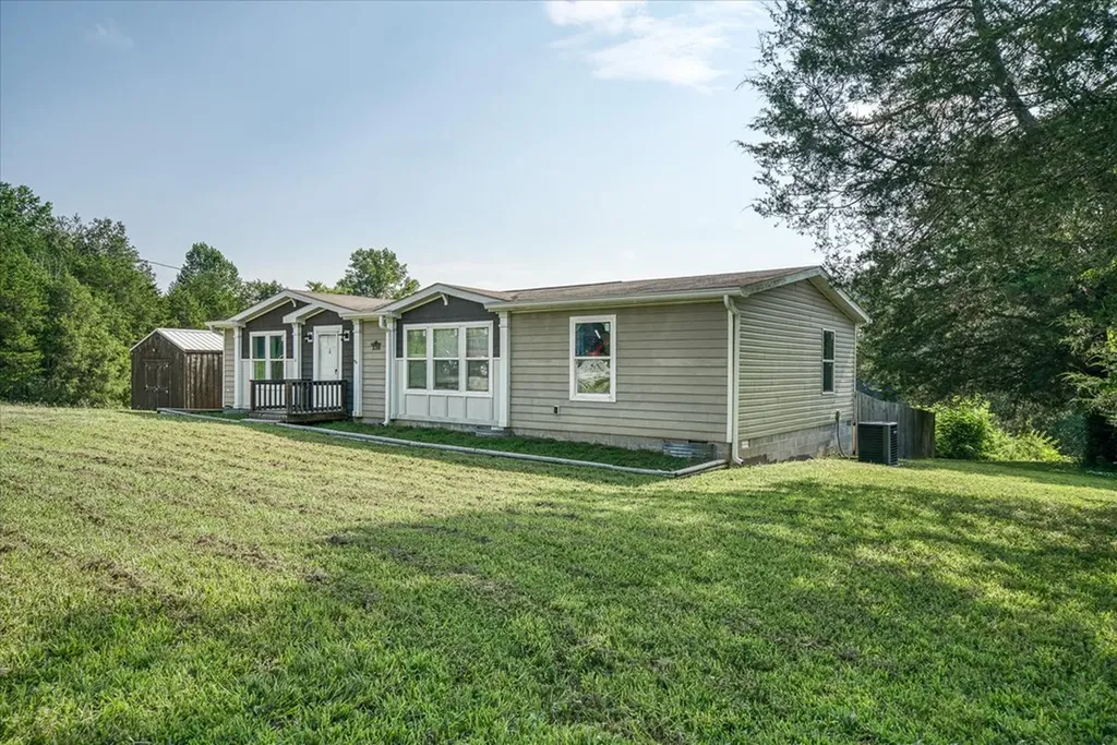 330 Griffintown Sparta TN 38583