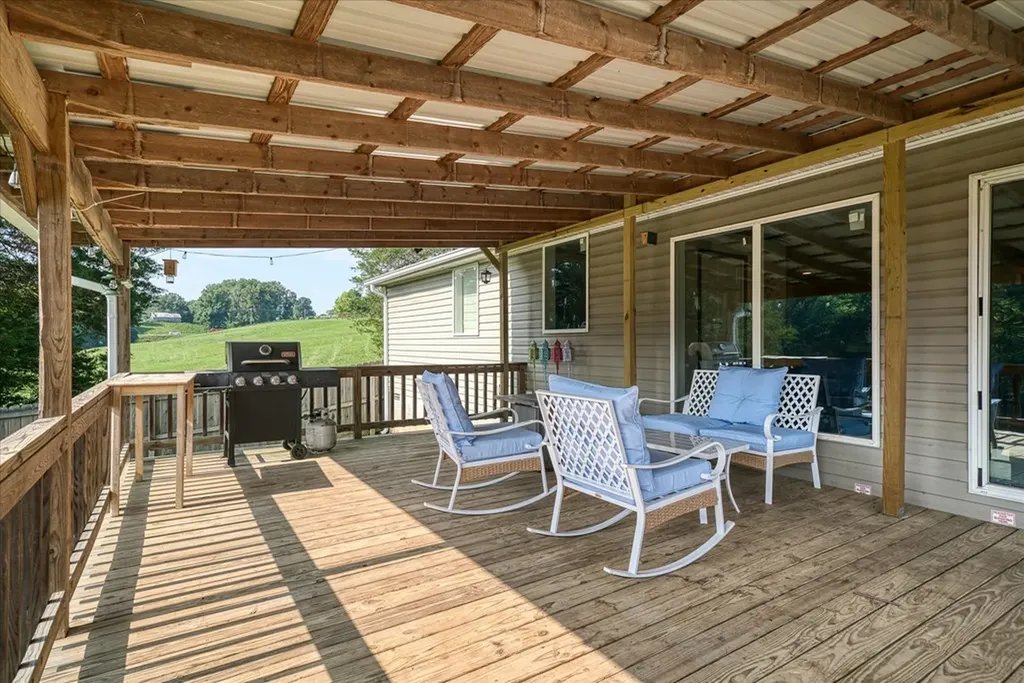 330 Griffintown Sparta TN 38583