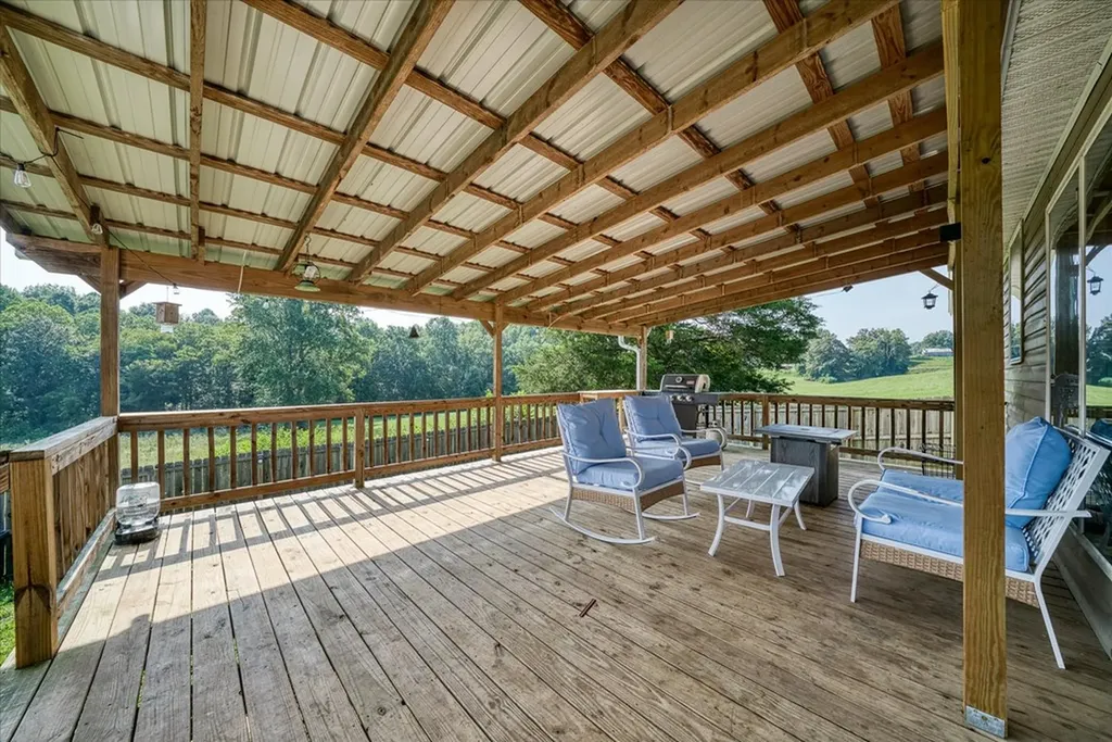 330 Griffintown Sparta TN 38583