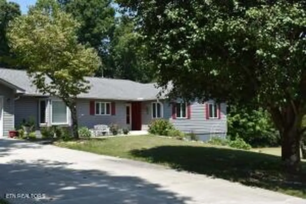 530 Meadows Road Sparta TN 38583-9802