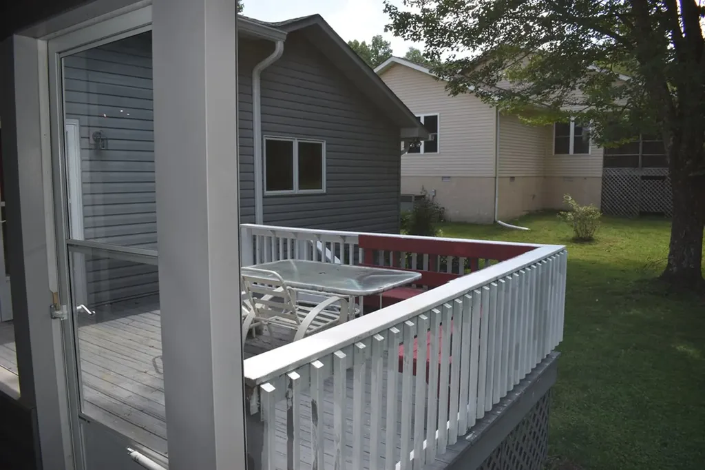 530 Meadows Road Sparta TN 38583-9802