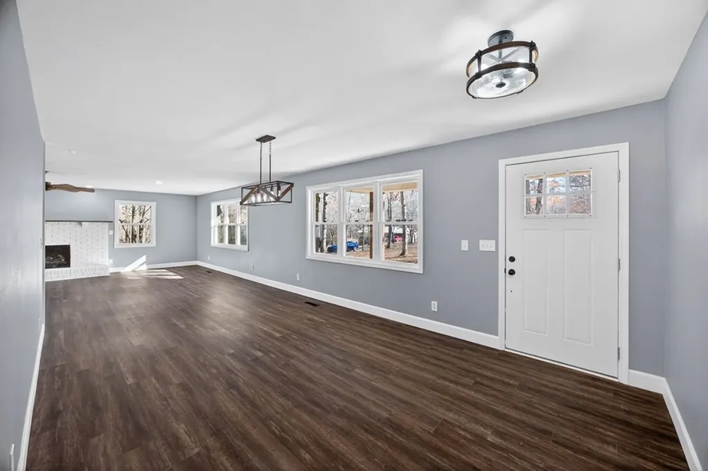 1112 N Shady Lane Clarkrange TN 38553