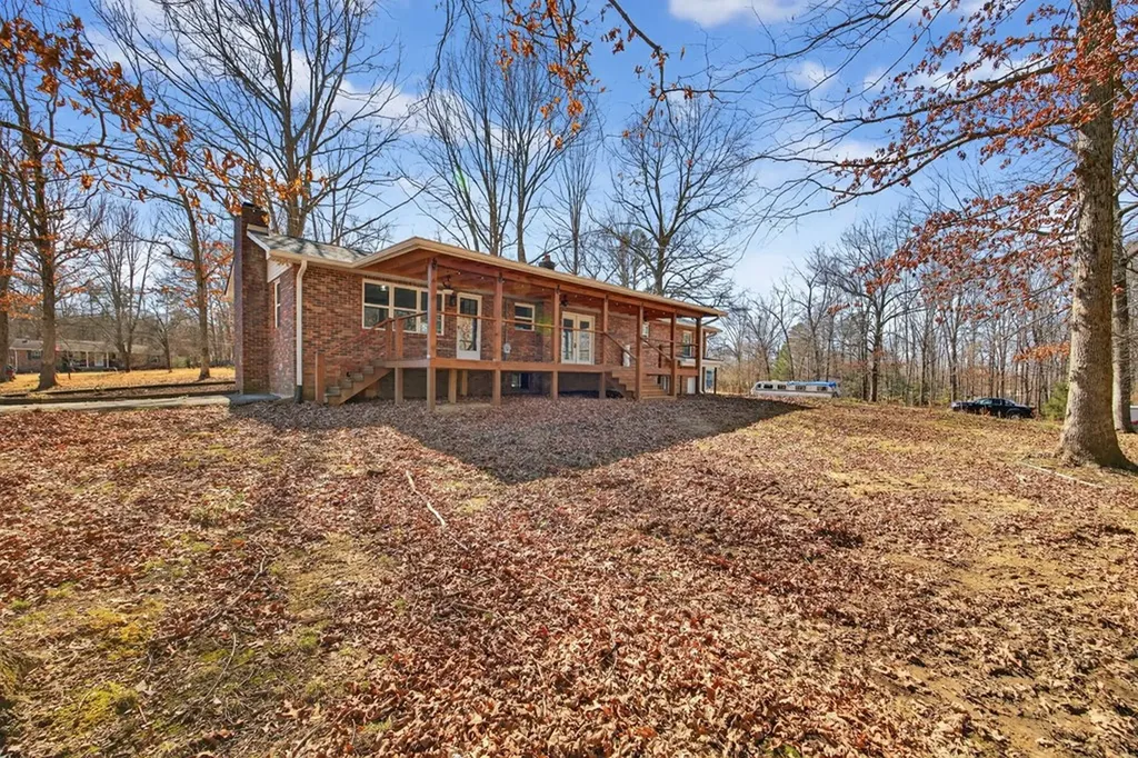 1112 N Shady Lane Clarkrange TN 38553