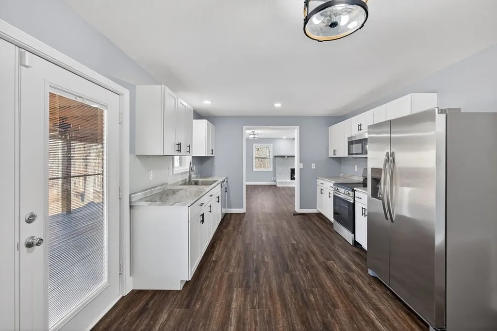 1112 N Shady Lane Clarkrange TN 38553