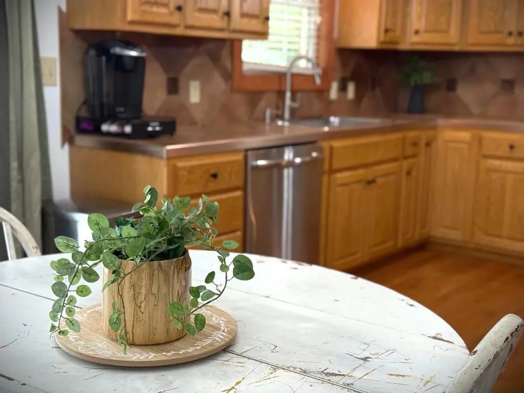 212 Austin Circle Livingston TN 38570