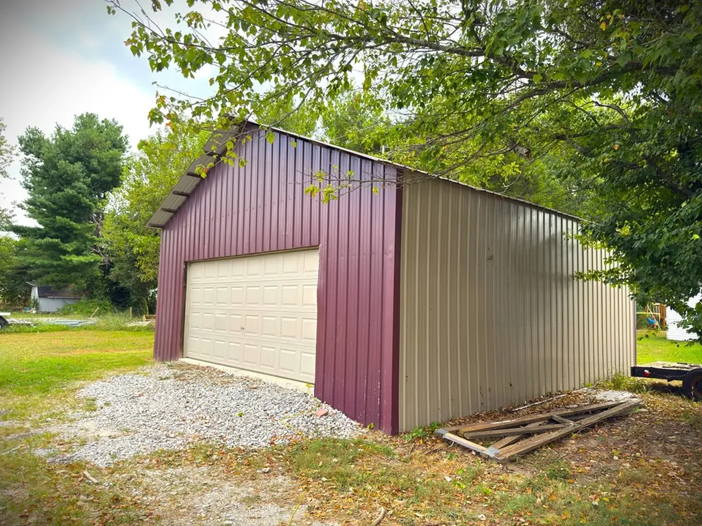 212 Austin Circle Livingston TN 38570