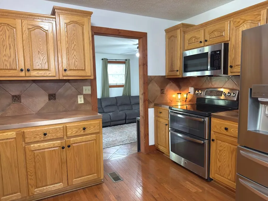 212 Austin Circle Livingston TN 38570