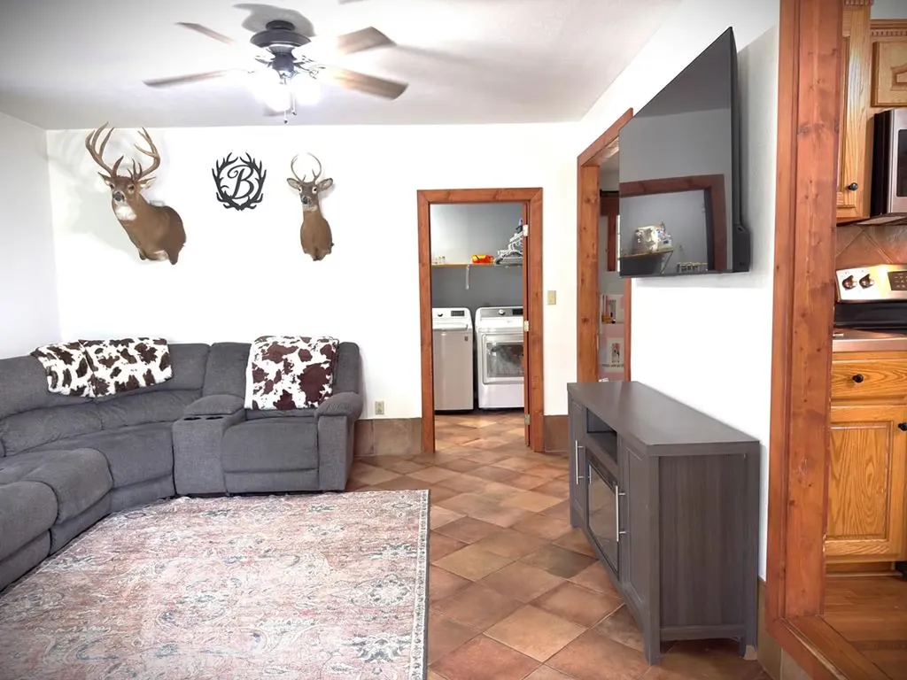 212 Austin Circle Livingston TN 38570