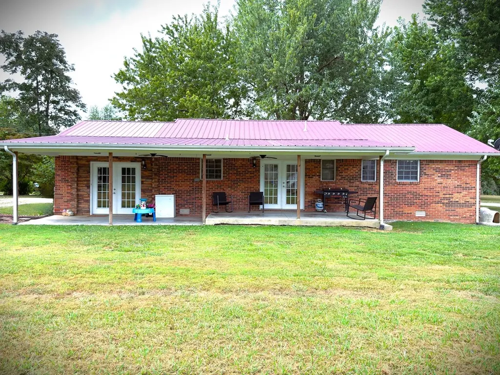 212 Austin Circle Livingston TN 38570