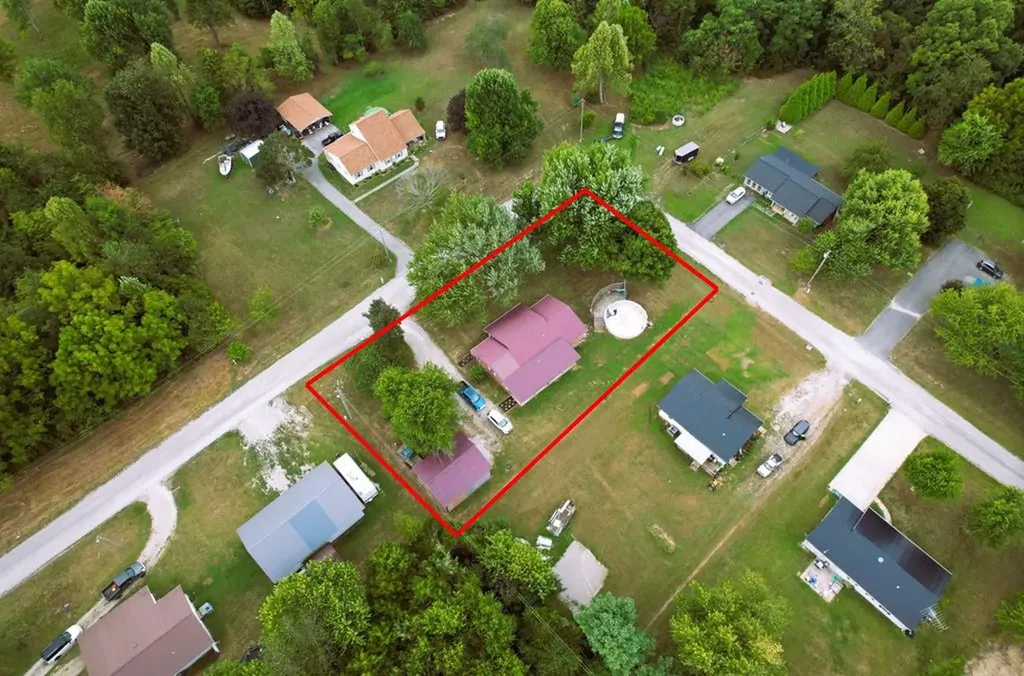 212 Austin Circle Livingston TN 38570