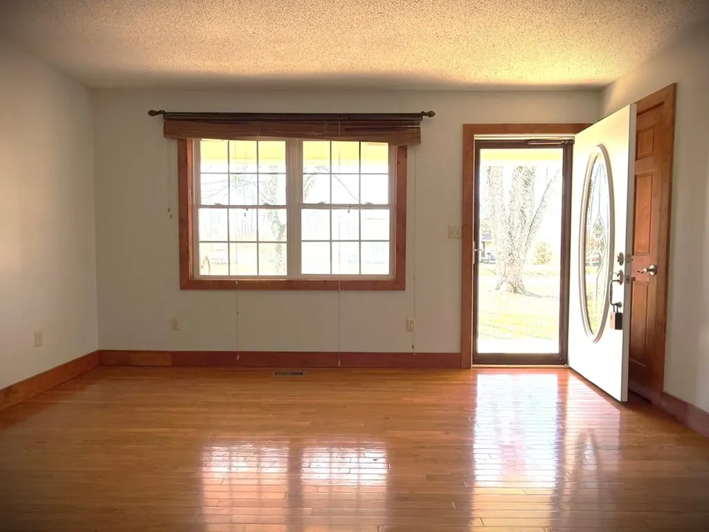 212 Austin Circle Livingston TN 38570