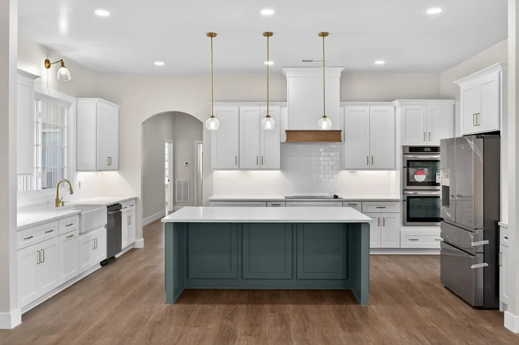 515 Heather Heights Bradyville TN 37026