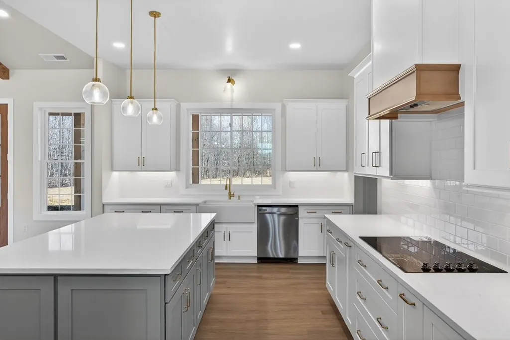 515 Heather Heights Bradyville TN 37026