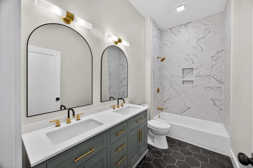 515 Heather Heights Bradyville TN 37026