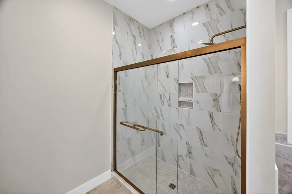 515 Heather Heights Bradyville TN 37026