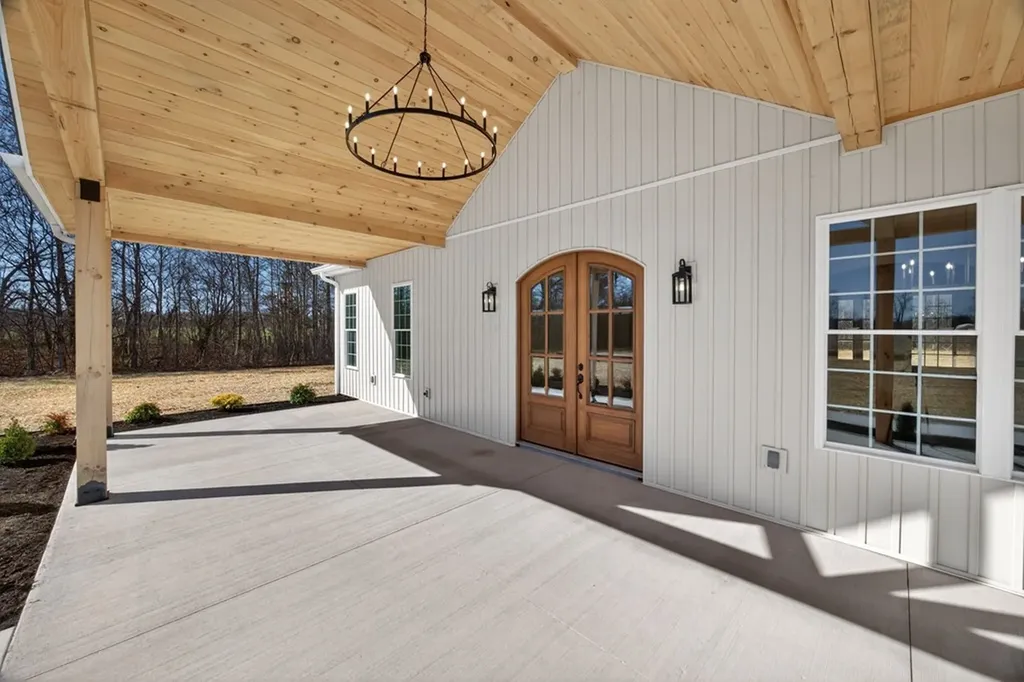 515 Heather Heights Bradyville TN 37026