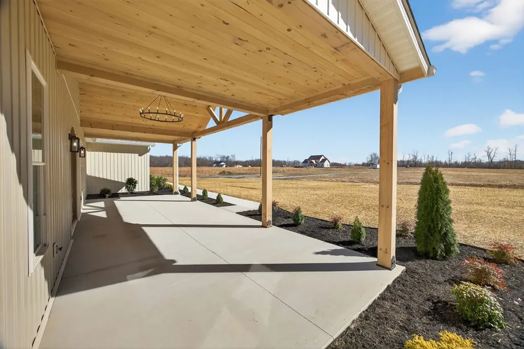 515 Heather Heights Bradyville TN 37026