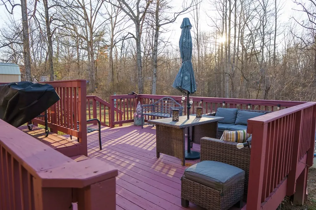 267 Simmons Street Spencer TN 38585