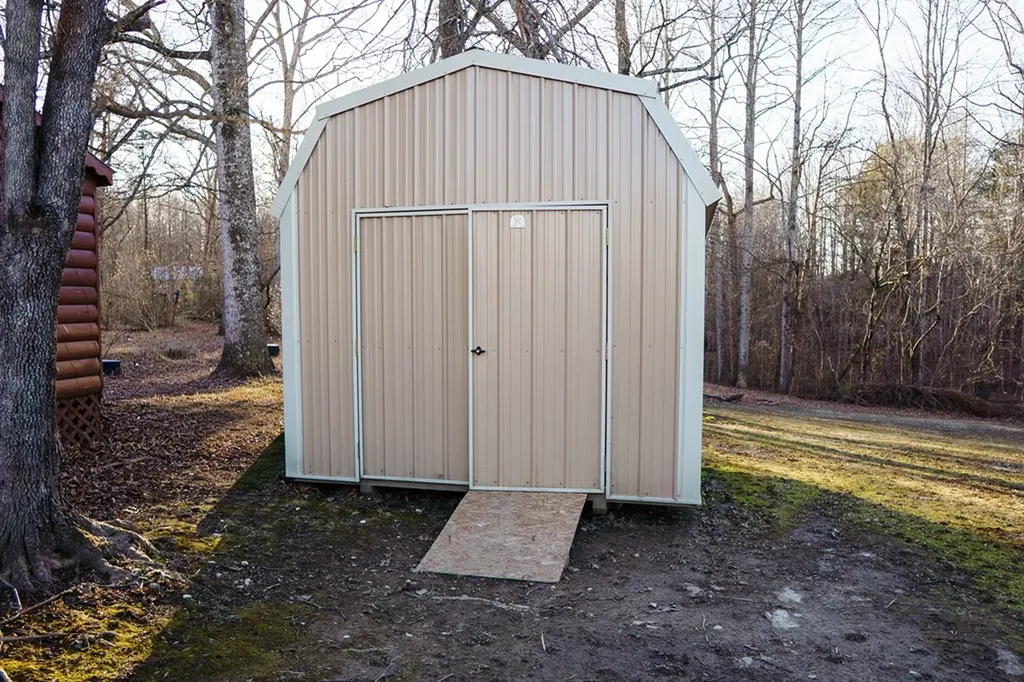 267 Simmons Street Spencer TN 38585