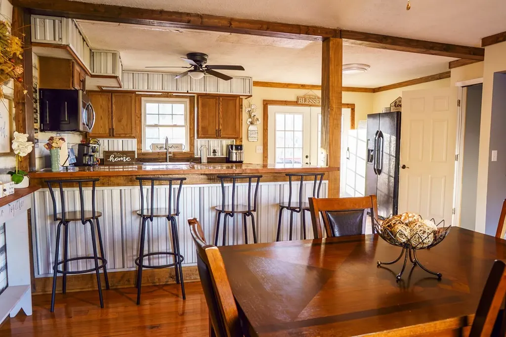 267 Simmons Street Spencer TN 38585