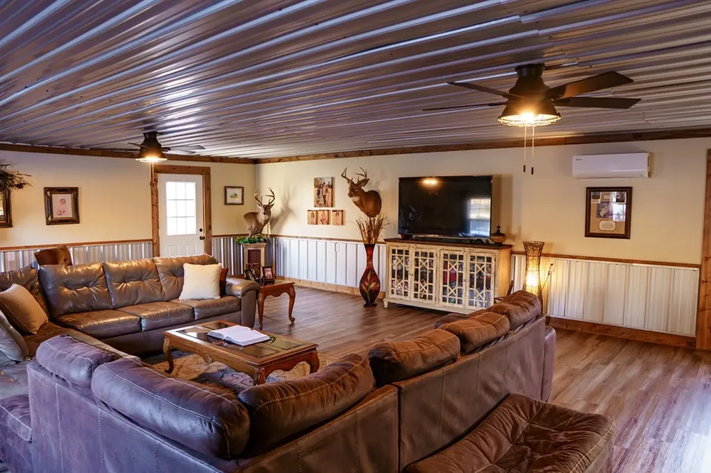 267 Simmons Street Spencer TN 38585