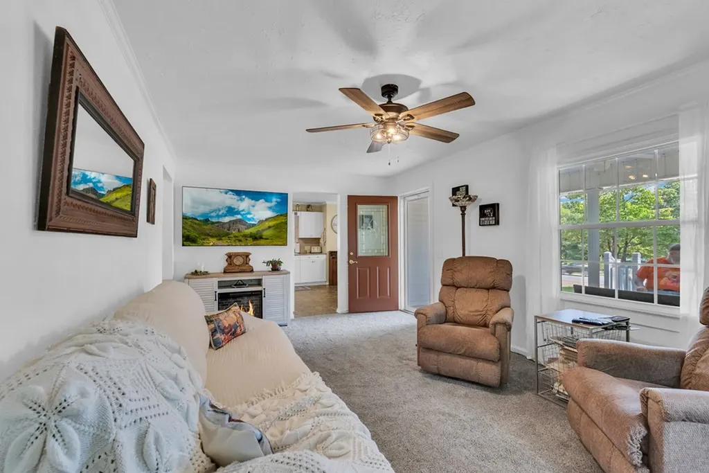 8705 Crossville Highway Sparta TN 38583