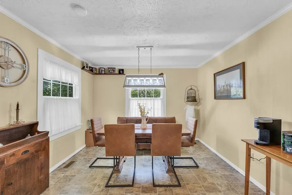 8705 Crossville Highway Sparta TN 38583