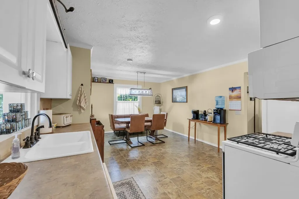 8705 Crossville Highway Sparta TN 38583