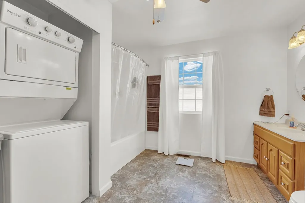 8705 Crossville Highway Sparta TN 38583