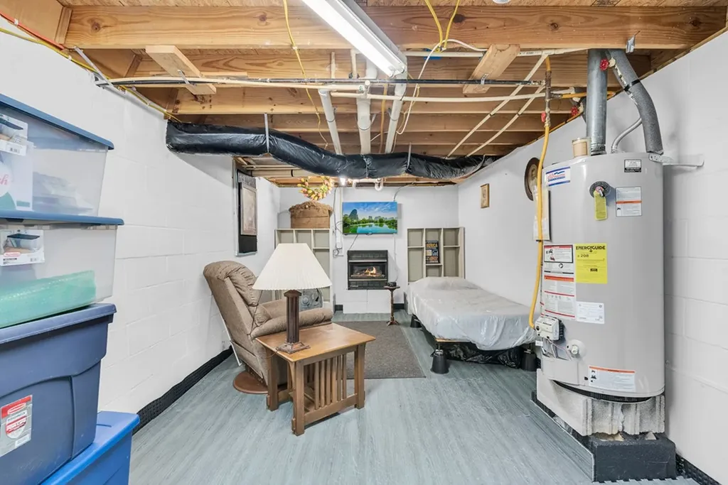 8705 Crossville Highway Sparta TN 38583