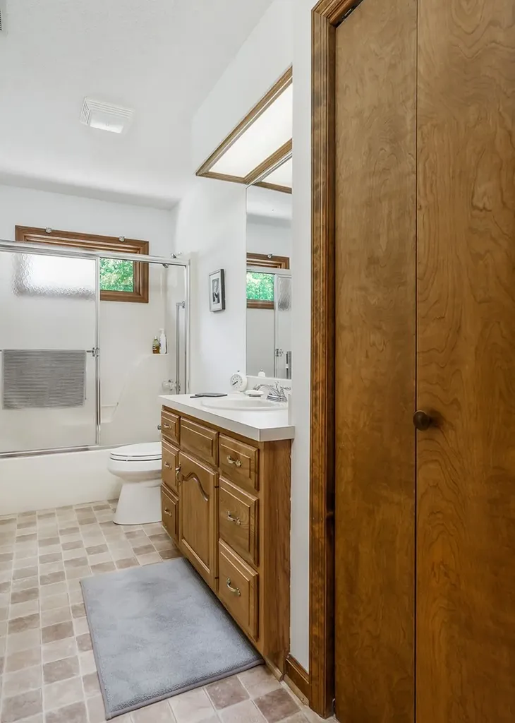 10 Meadows Road Sparta TN 38583-3911