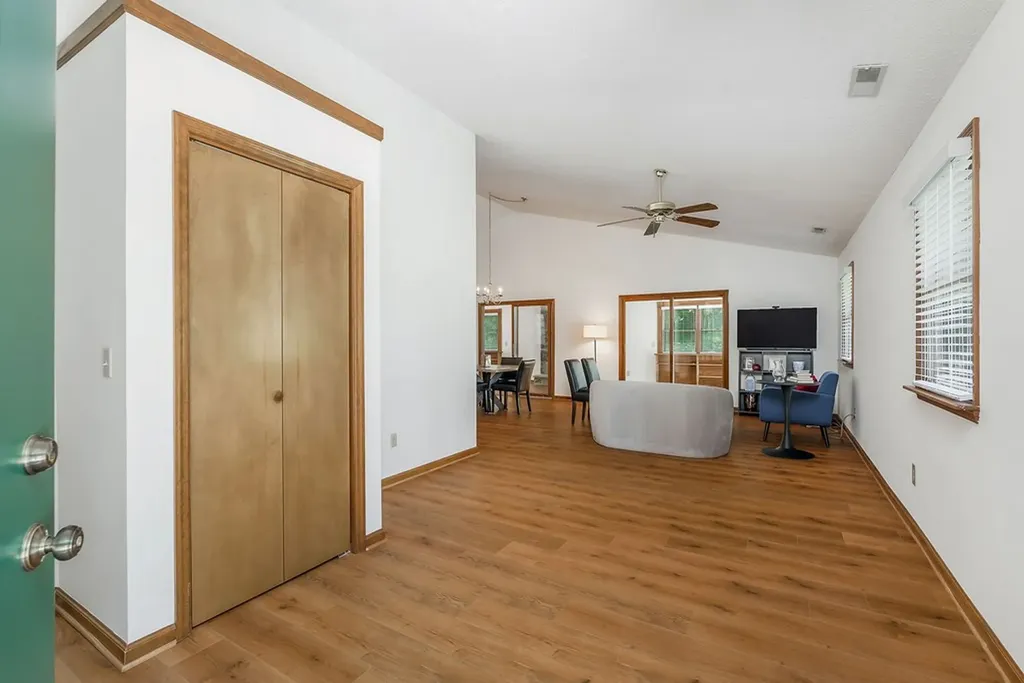 10 Meadows Road Sparta TN 38583-3911