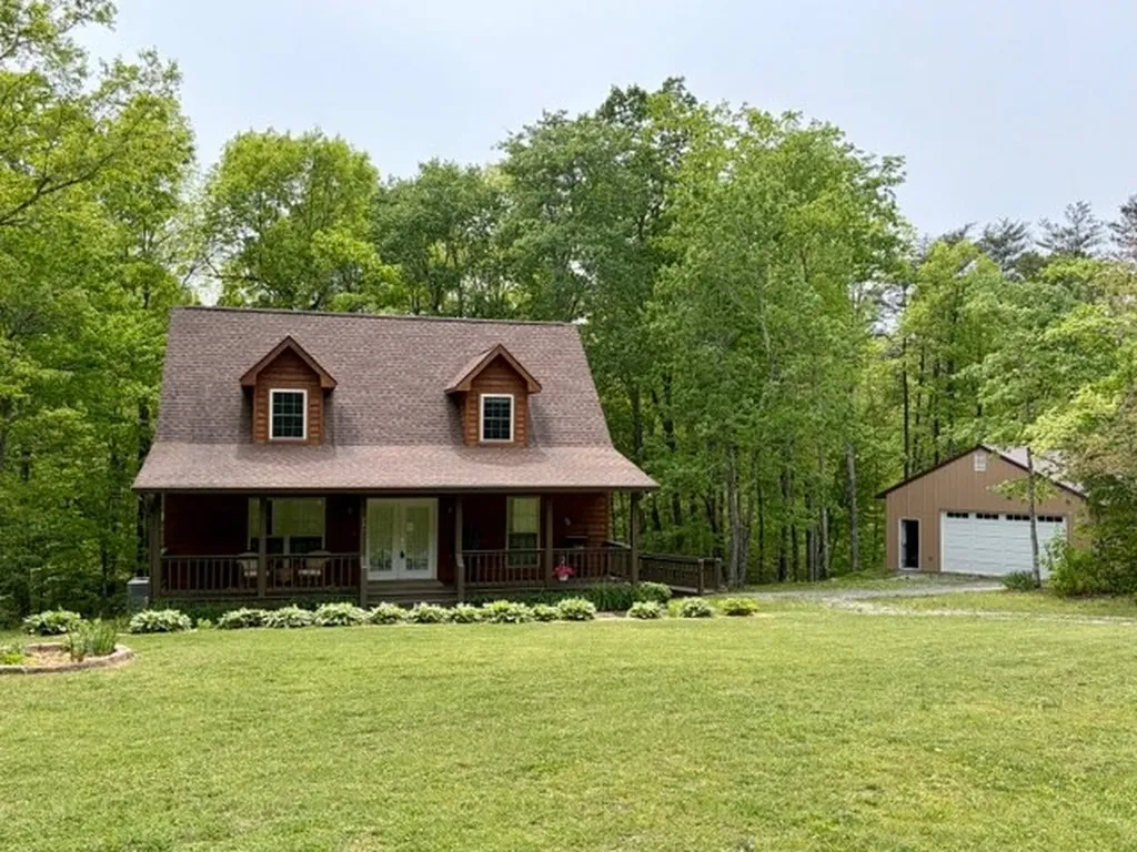 331 E Cove Monterey TN 38574
